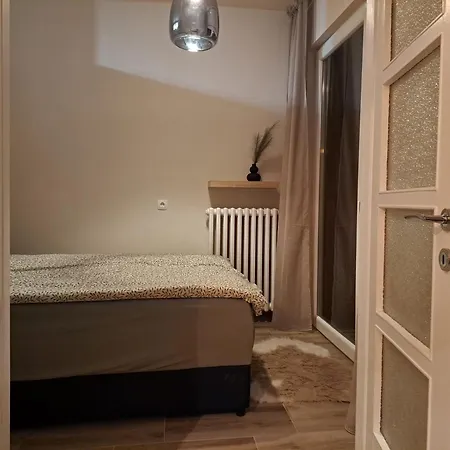 Ema'S Cosy Apartment Belgrade Exterior photo